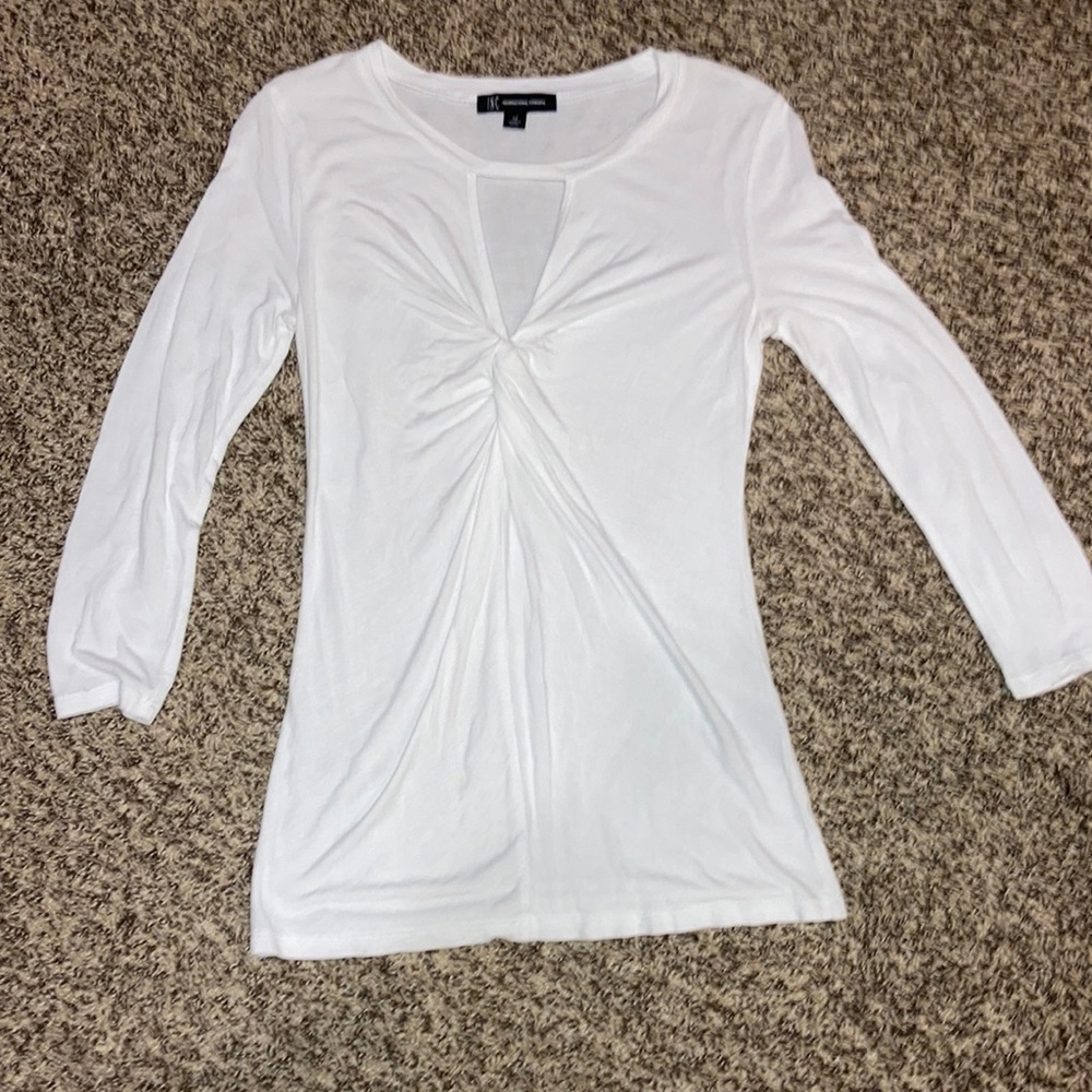 White quarter length shirt